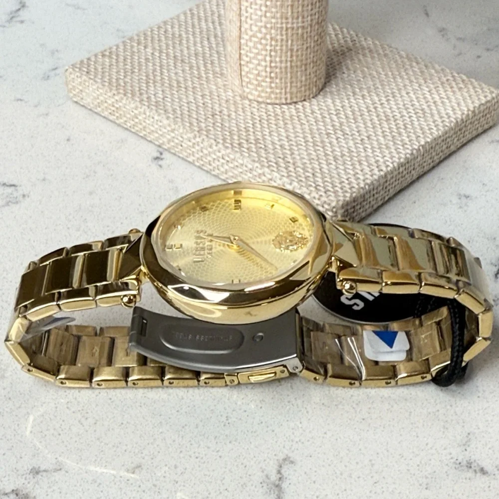 Versus Versace Women's Quartz Covent Garden Gold-Tone Stainless Steel Bracelet